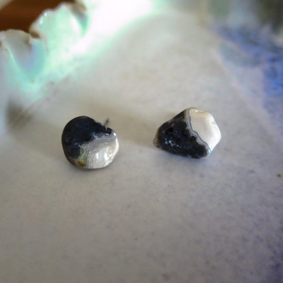 Vintage Handmade Zebra Calcite Post Earrings - Picture 5 of 10